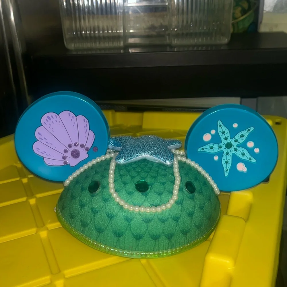 Disney park little